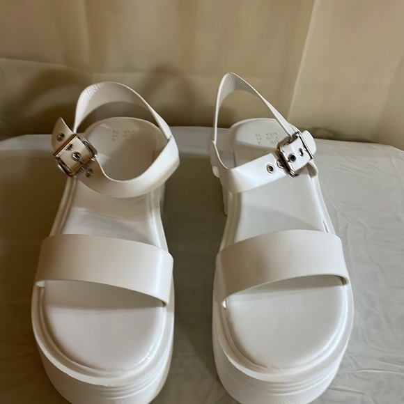 Ready Salted - Juliette2 - Classic Chunky Block Heel Platform Sandals Size 10 - Picture 7 of 16